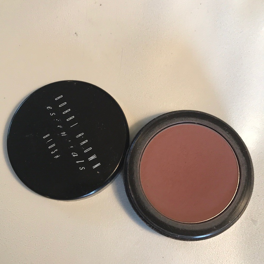 Gorgeous Bobbi Brown Blush